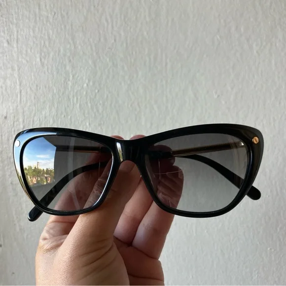 Balmain Modified Cat Eye Sunglasses - Picture 9 of 9